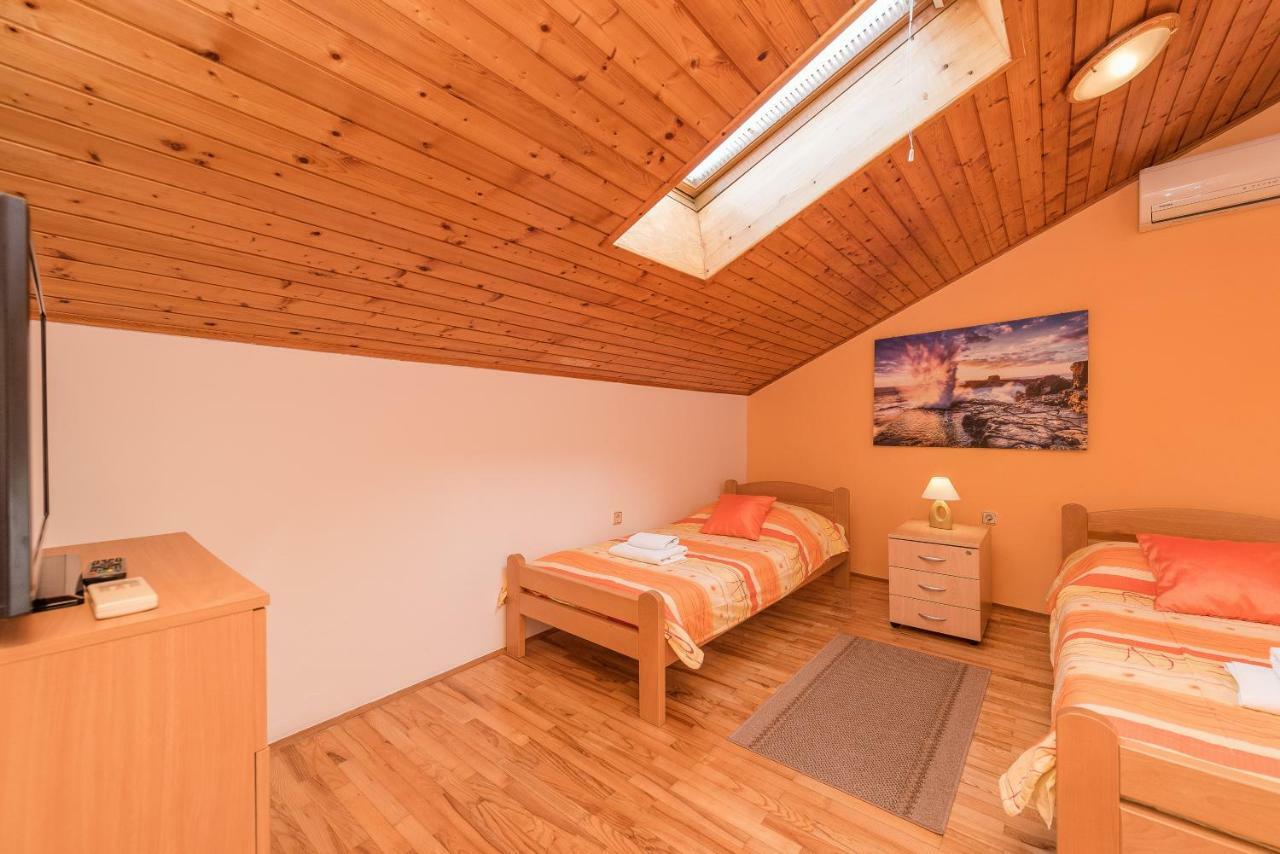 Apartment And Room Soul Of Dalmatia Задар Екстер'єр фото